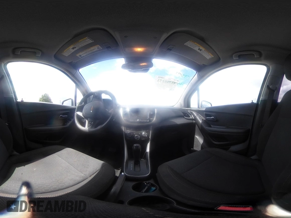 2021 Chevrolet Trax LS with VIN KL7CJKSB8MB302437, listed as a IAAI auction lot 42340173 with 26,159 mi miles and . Bid and sale history available at DreamBid. Image 18.
