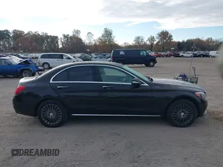 2015 Mercedes-Benz C-Class C 300 Luxury with VIN 55SWF4KB5FU020462, listed as a IAAI auction lot 40770678 with 136,442 mi miles. Bid and sale history available at carsss.com. Image 13.