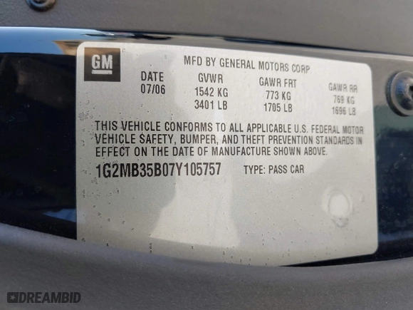 2007 Pontiac Solstice with VIN 1G2MB35B07Y105757, listed as a IAAI auction lot 42008293 with 135,739 mi miles. Bid and sale history available at carsss.com. Image 9.