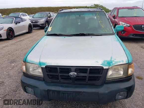 2001 Subaru Forester L with VIN JF1SF63551H762136, listed as a IAAI auction lot 40521706 with 0 mi miles. Bid and sale history available at carsss.com. Image 12.