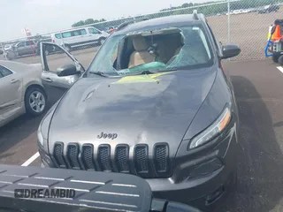 2018 Jeep Cherokee Latitude Tech Connect с VIN 1C4PJLCB3JD607790, выставлен на аукционе IAAI как лот 42482247 с пробегом 172 655 миль миль и . История ставок и продаж доступна на DreamBid. Изображение 12.