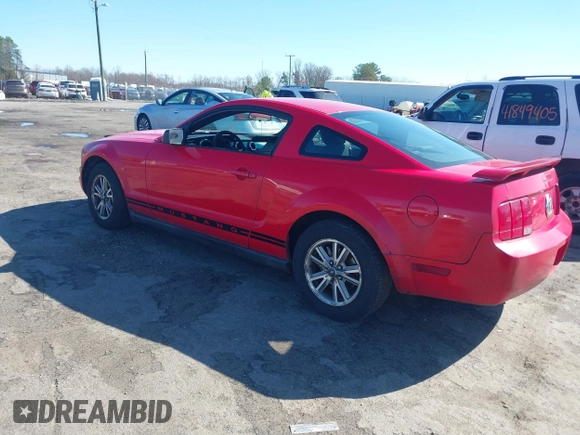 2005 Ford Mustang Deluxe with VIN 1ZVFT80N255128730, listed as a IAAI auction lot 41821271 with 324,513 mi miles. Bid and sale history available at carsss.com. Image 3.