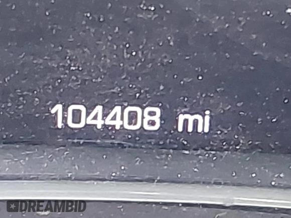 2020 Chevrolet Equinox LT with VIN 3GNAXKEV1LL277674, listed as a IAAI auction lot 42134928 with 104,408 mi miles and . Bid and sale history available at carsss.com. Image 15.