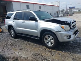 2006 Toyota 4Runner SR5 with VIN JTEBU14R660092764, listed as a IAAI auction lot 41779460 with 258,831 mi miles. Bid and sale history available at carsss.com. Image 1.