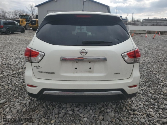 2015 Nissan Pathfinder Platinum with VIN 5N1AR2MMXFC640254, listed as a Copart auction lot 46470045 with 0 mi miles and Salvage Title. Bid and sale history available at carsss.com. Image 6.