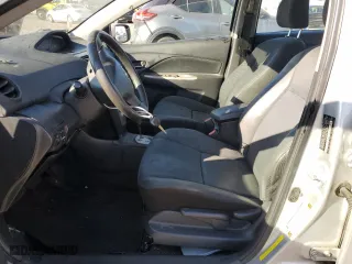 2011 Toyota Yaris with VIN JTDBT4K35B1409879, listed as a Copart auction lot 88090195 with 133,900 mi miles and Salvage Title. Bid and sale history available at carsss.com. Image 7.