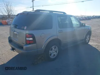 2008 Ford Explorer XLT with VIN 1FMEU73848UA69018, listed as a IAAI auction lot 41224731 with 174,418 mi miles and . Bid and sale history available at carsss.com. Image 4.
