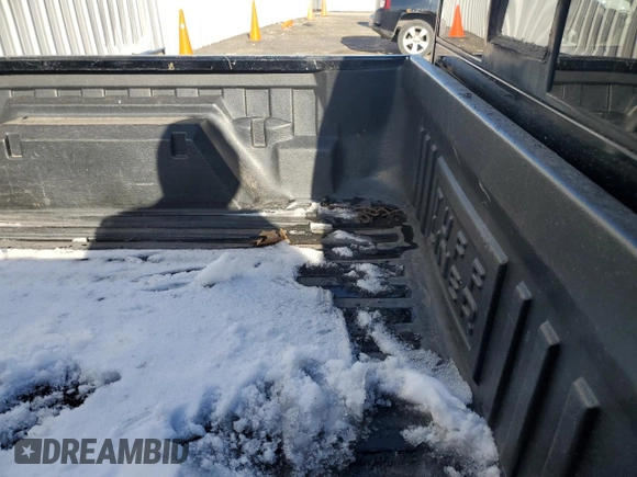1997 Dodge Dakota z VIN 1B7GG26Y3VS174739, wystawiony jako Copart lot #49969395 z przebiegiem 226 942 mil mil oraz Nie do naprawy • Non repairable. Historia ofert i sprzedaży dostępna na DreamBid. Obrazek 10.