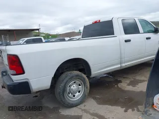 2015 Ram 2500 Tradesman с VIN 3C6TR5HTXFG695405, выставлен на аукционе IAAI как лот 42051190 с пробегом 144 503 миль миль и . История ставок и продаж доступна на DreamBid. Изображение 4.