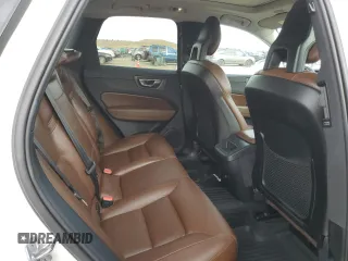 2018 Volvo XC60 Momentum with VIN LYV102RK3JB109951, listed as a Copart auction lot 81934264 with 96,916 mi miles and Salvage Title. Bid and sale history available at carsss.com. Image 11.