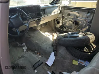 2002 GMC Yukon SLT with VIN 1GKEK13T62J122777, listed as a Copart auction lot 69282264 with 0 mi miles and Salvage Title. Bid and sale history available at carsss.com. Image 7.