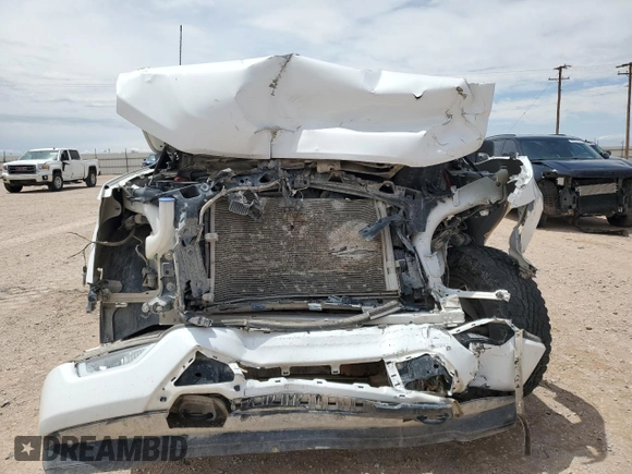 2022 Ford F-150 XL z VIN 1FTFW1E52NKD57923, wystawiony jako Copart lot #55446415 z przebiegiem 111 154 mil mil oraz Szkoda całkowita • Salvage title. Historia ofert i sprzedaży dostępna na DreamBid. Obrazek 5.