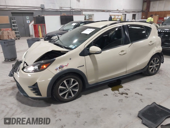 2018 Toyota Prius One with VIN JTDKDTB33J1618298, listed as a IAAI auction lot 42142736 with 101,981 mi miles and . Bid and sale history available at DreamBid. Image 2.