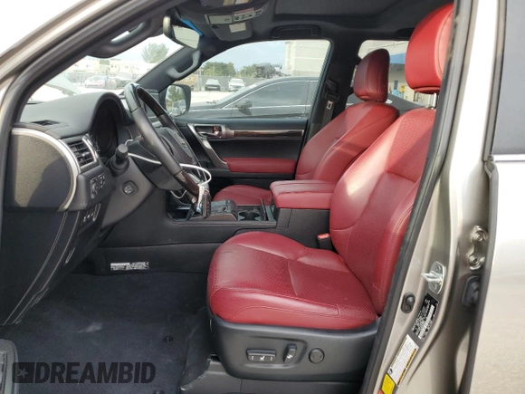 2023 Lexus GX 460 Luxury z VIN JTJGM7BX6P5350328, wystawiony jako Copart lot #84423404 z przebiegiem 16 840 mil mil oraz Nie do naprawy • Non repairable. Historia ofert i sprzedaży dostępna na DreamBid. Obrazek 7.
