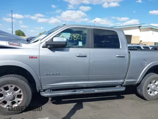 2022 Ram 2500 Laramie with VIN 3C6UR5FJ8NG386875, listed as a IAAI auction lot 41705821 with 44,167 mi miles. Bid and sale history available at carsss.com. Image 14.