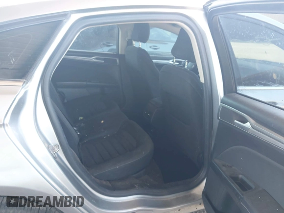 2020 Ford Fusion SE с VIN 3FA6P0HD6LR226325, выставлен на аукционе IAAI как лот 42301302 с пробегом 98 189 миль миль и . История ставок и продаж доступна на DreamBid. Изображение 8.
