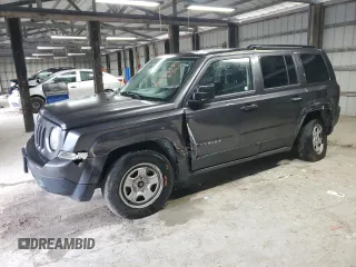 2014 Jeep Patriot Sport z VIN 1C4NJPBA0ED881140, wystawiony jako Copart lot #54533745 z przebiegiem 133 739 mil mil oraz Szkoda całkowita • Salvage title. Historia ofert i sprzedaży dostępna na DreamBid. Obrazek 1.