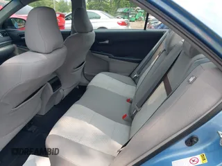 2012 Toyota Camry L z VIN 4T1BF1FK5CU597760, wystawiony jako IAAI lot #42424902 z przebiegiem 37 882 mil mil oraz . Historia ofert i sprzedaży dostępna na DreamBid. Obrazek 8.