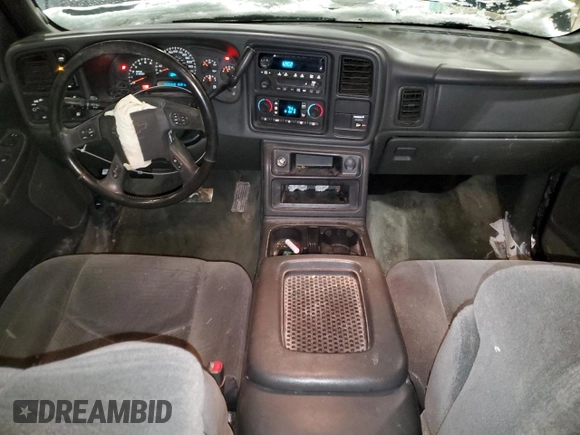 2004 Chevrolet Silverado 1500 with VIN 1GCEK19T74E215564, listed as a Copart auction lot 44769685 with 249,369 mi miles and Non Repairable. Bid and sale history available at DreamBid. Image 8.