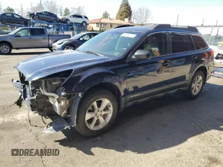 2014 Subaru Outback 2.5i with VIN 4S4BRCAC2E3237034, listed as a Copart auction lot 49004725 with 146,832 mi miles and Salvage Title. Bid and sale history available at carsss.com. Image 1.