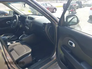 2016 Kia Soul with VIN KNDJN2A21G7344312, listed as a IAAI auction lot 41973178 with 150,942 mi miles. Bid and sale history available at carsss.com. Image 5.