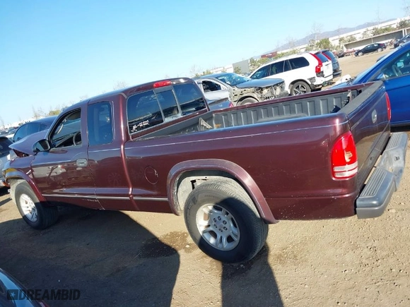 2004 Dodge Dakota with VIN 1D7GL12K94S663514, listed as a IAAI auction lot 41515696 with 122,136 mi miles. Bid and sale history available at carsss.com. Image 15.