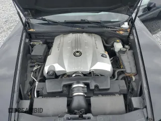 2005 Cadillac XLR z VIN 1G6YV34A855601131, wystawiony jako Copart lot #88100685 z przebiegiem 108 720 mil mil oraz Szkody całkowita. Historia ofert i sprzedaży dostępna na DreamBid. Obrazek 11.
