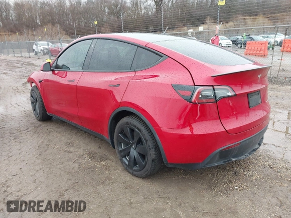 2021 Tesla Model Y Long Range with VIN 5YJYGDEE3MF204941, listed as a IAAI auction lot 41712562 with 36,549 mi miles. Bid and sale history available at carsss.com. Image 3.