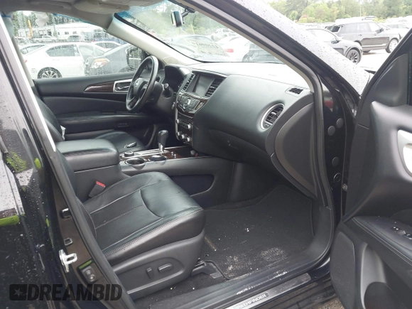 2013 Nissan Pathfinder SL z VIN 5N1AR2MM4DC612575, wystawiony jako IAAI lot #42209619 z przebiegiem 127 093 mil mil oraz . Historia ofert i sprzedaży dostępna na DreamBid. Obrazek 5.