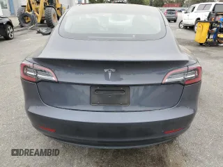 2023 Tesla Model 3 с VIN 5YJ3E1EA2PF589053, выставлен на аукционе Copart как лот 52808215 с пробегом 17 531 миль миль и Списание • Salvage title. История ставок и продаж доступна на DreamBid. Изображение 6.