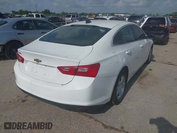2018 Chevrolet Malibu LT z VIN 1G1ZD5ST9JF125831, wystawiony jako IAAI lot #42443325 z przebiegiem Nie podano mil oraz . Historia ofert i sprzedaży dostępna na DreamBid. Obrazek 4.