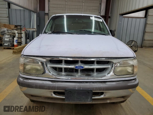 1997 Ford Explorer XL с VIN 1FMDU34E9VZB05163, выставлен на аукционе Copart как лот 69051374 с пробегом 113 148 миль миль и Списание • Salvage title. История ставок и продаж доступна на DreamBid. Изображение 5.