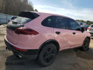 2017 Porsche Cayenne with VIN WP1AA2A28HKA87982, listed as a Copart auction lot 88981545 with 114,759 mi miles and Salvage title. Bid and sale history available at DreamBid. Image 3.