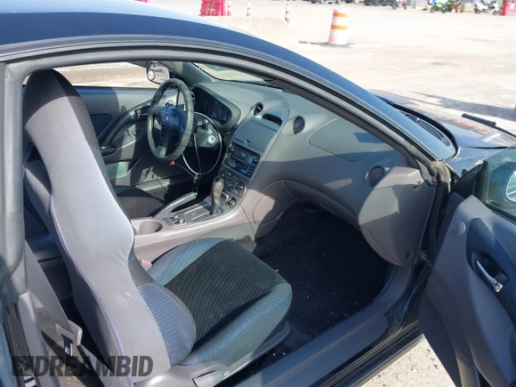 2000 Toyota Celica GT z VIN JTDDR32T1Y0053060, wystawiony jako IAAI lot #41572670 z przebiegiem 258 437 mil mil oraz . Historia ofert i sprzedaży dostępna na DreamBid. Obrazek 5.