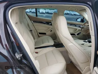 2010 Porsche Panamera S z VIN WP0AB2A7XAL062303, wystawiony jako Copart lot #57880055 z przebiegiem 137 131 mil mil oraz Szkoda całkowita • Salvage title. Historia ofert i sprzedaży dostępna na DreamBid. Obrazek 10.