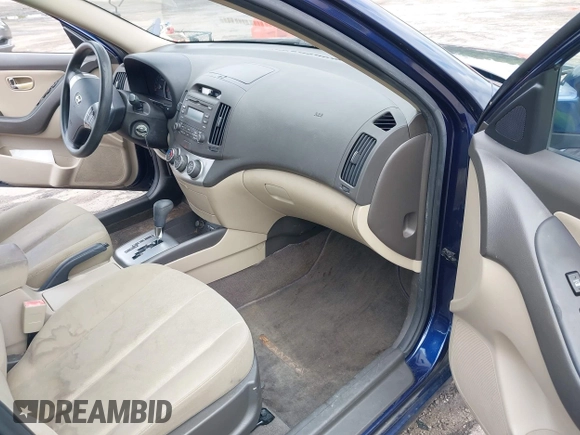 2010 Hyundai Elantra GLS с VIN KMHDU4AD3AU176464, выставлен на аукционе IAAI как лот 42249215 с пробегом 143 203 миль миль и . История ставок и продаж доступна на DreamBid. Изображение 5.
