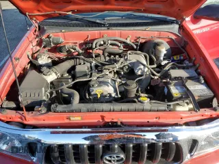 2004 Toyota Tacoma with VIN 5TENL42N34Z434612, listed as a Copart auction lot 44634945 with 124,798 mi miles and Salvage title. Bid and sale history available at DreamBid. Image 11.