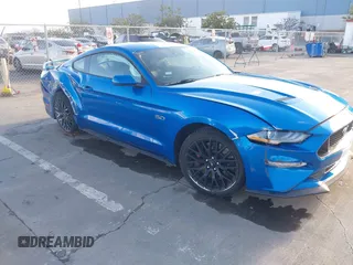 2019 Ford Mustang GT with VIN 1FA6P8CF2K5140325, listed as a IAAI auction lot 41597933 with 33,620 mi miles. Bid and sale history available at carsss.com. Image 1.