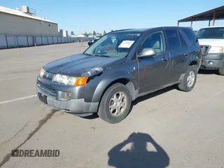 2005 Saturn VUE with VIN 5GZCZ534X5S857015, listed as a IAAI auction lot 42084899 with 196,732 mi miles. Bid and sale history available at carsss.com. Image 2.