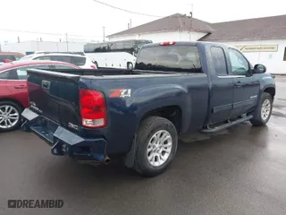 2011 GMC Sierra 1500 SLE with VIN 1GTR2VE37BZ158318, listed as a IAAI auction lot 42025013 with 209,094 mi miles. Bid and sale history available at carsss.com. Image 4.