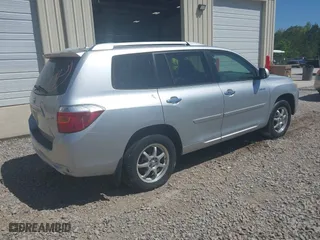 2009 Toyota Highlander Limited with VIN JTEDS42A592091837, listed as a IAAI auction lot 42062101 with 279,468 mi miles. Bid and sale history available at carsss.com. Image 4.