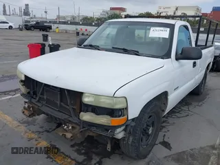 2002 Chevrolet Silverado 1500 Work Truck with VIN 1GCEC14V72E241181, listed as a IAAI auction lot 42125039 with 149,702 mi miles. Bid and sale history available at carsss.com. Image 6.