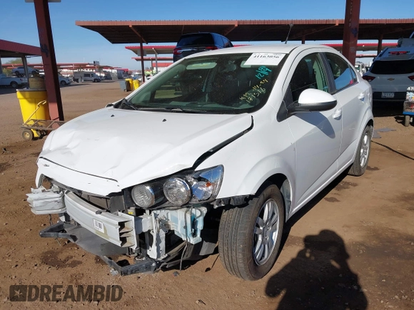 2014 Chevrolet Sonic LT z VIN 1G1JC5SH4E4171516, wystawiony jako IAAI lot #41163056 z przebiegiem 92 362 mil mil oraz . Historia ofert i sprzedaży dostępna na DreamBid. Obrazek 2.