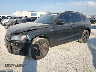 2016 Audi SQ5 Premium Plus with VIN WA1CCAFP3GA126818, listed as a Copart auction lot 75451904 with 86,847 mi miles and Salvage Title. Bid and sale history available at carsss.com. Image 1.