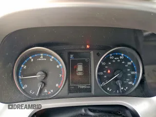 2017 Toyota RAV4 LE z VIN JTMZFREV9HJ137989, wystawiony jako Copart lot #60158975 z przebiegiem 75 840 mil mil oraz Szkoda całkowita • Salvage title. Historia ofert i sprzedaży dostępna na DreamBid. Obrazek 9.