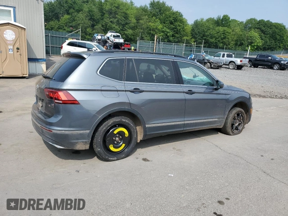 2018 Volkswagen Tiguan SEL with VIN 3VV2B7AX2JM216584, listed as a Copart auction lot 60986525 with 78,641 mi miles and Salvage title. Bid and sale history available at DreamBid. Image 3.