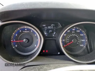 2013 Hyundai Elantra GLS z VIN KMHDH4AE2DU754975, wystawiony jako Copart lot #59701275 z przebiegiem 180 451 mil mil oraz Szkoda całkowita • Salvage title. Historia ofert i sprzedaży dostępna na DreamBid. Obrazek 9.