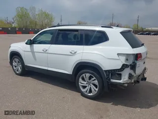 2022 Volkswagen Atlas 3.6L V6 SE w/Technology with VIN 1V2WR2CA2NC524674, listed as a IAAI auction lot 42116089 with 55,598 mi miles. Bid and sale history available at carsss.com. Image 3.
