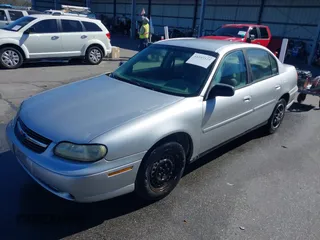 2004 Chevrolet Classic with VIN 1G1ND52F74M513665, listed as a IAAI auction lot 41597325 with 195,829 mi miles. Bid and sale history available at carsss.com. Image 2.