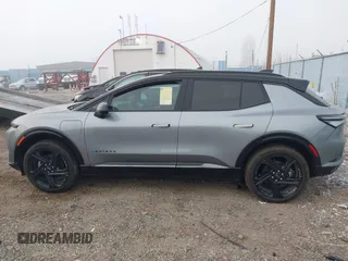 2024 Chevrolet Equinox EV RS z VIN 3GN7DRRR6RS270212, wystawiony jako IAAI lot #40974910 z przebiegiem 296 mil mil oraz . Historia ofert i sprzedaży dostępna na DreamBid. Obrazek 15.